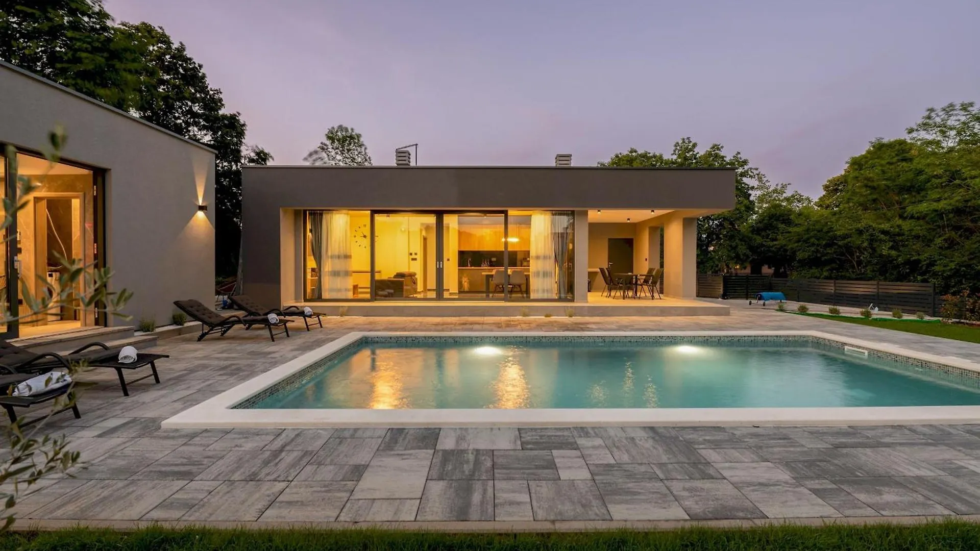 Villa Amaia Cubanici 0*,